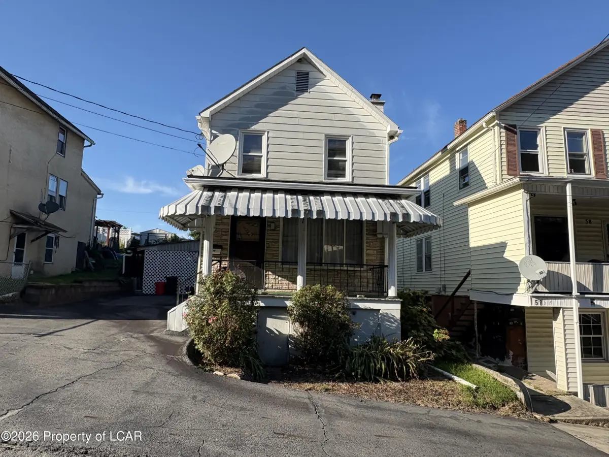 60 Coal Street, Glen Lyon - 3 bed - 2 bath - 1,632 SF