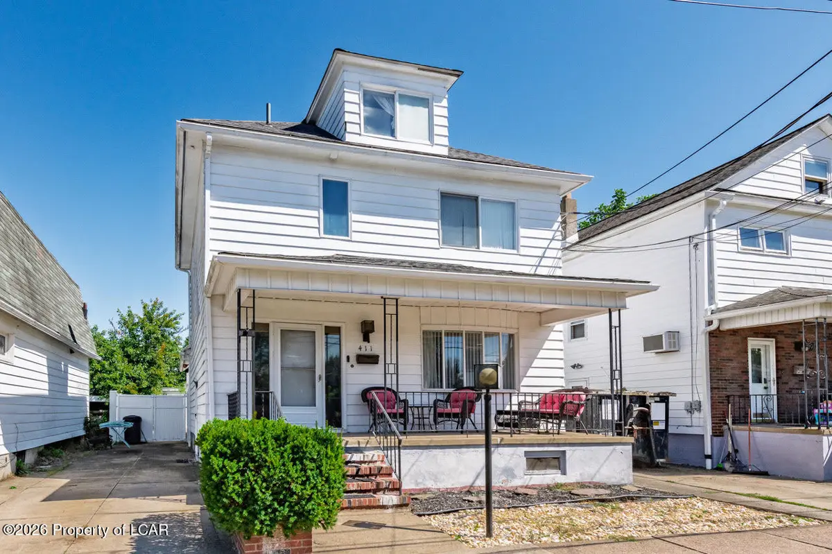 411 Horton Street, Wilkes-Barre - 3 bed - 3 bath - 2,625 SF