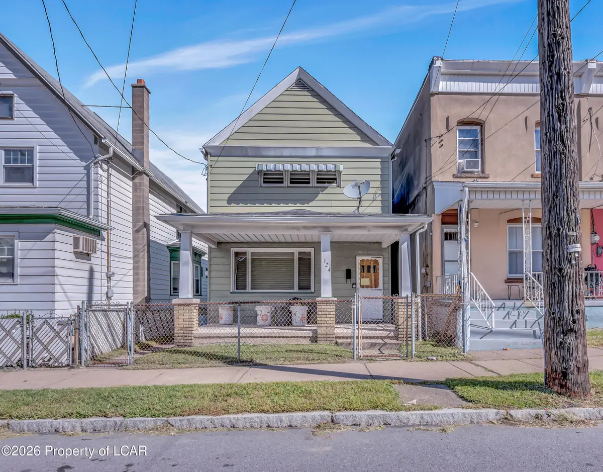 124 Scott Street, Wilkes-Barre - 3 bed - 1 bath - 1,600 SF