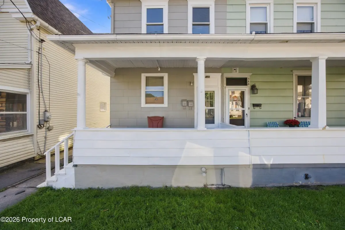 Freeland - 1,260 SF
