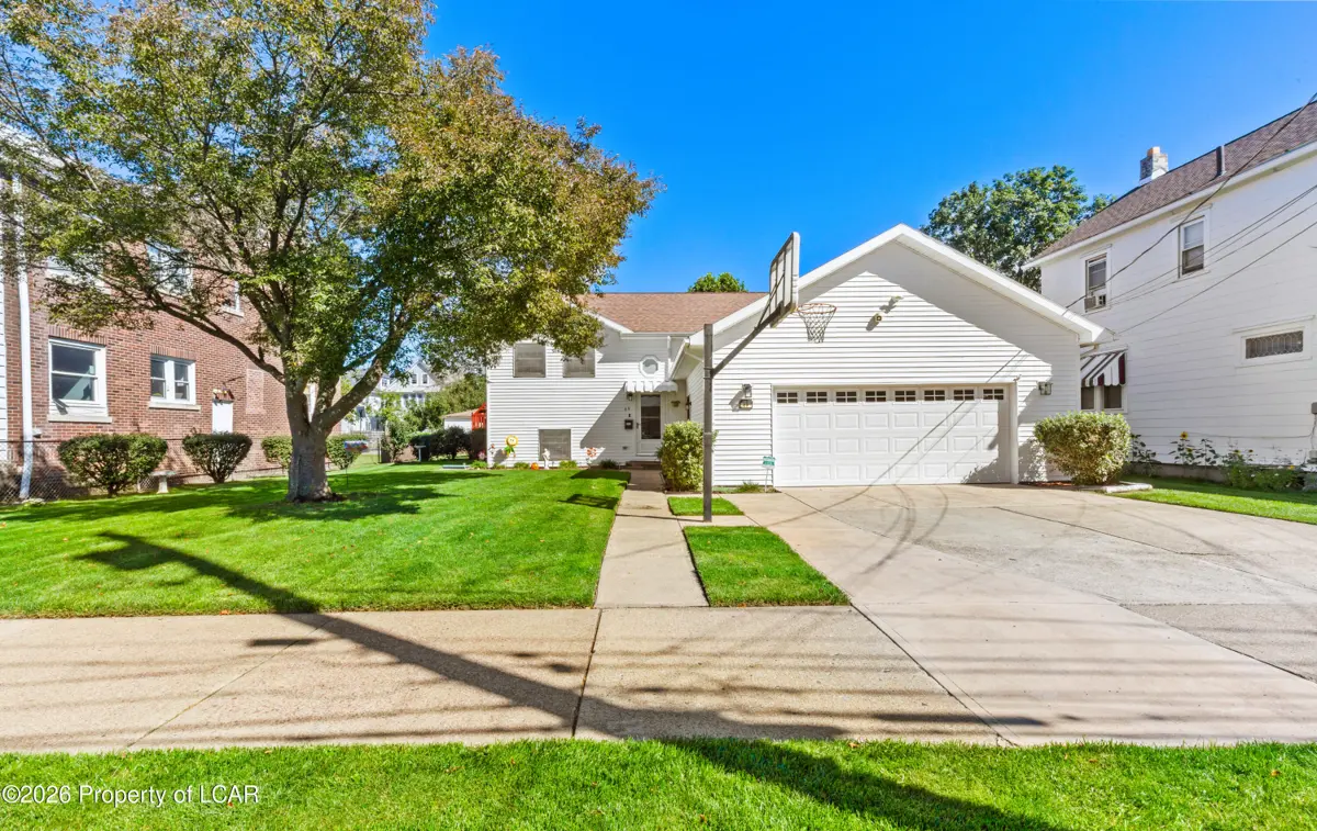 69 Melrose Avenue, Wilkes-Barre - 4 bed - 3 bath - 2,288 SF