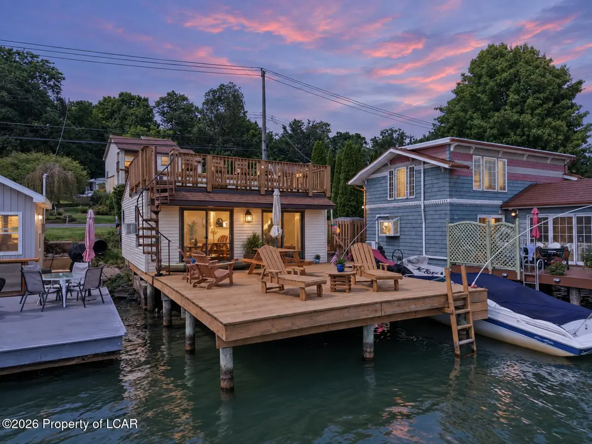 1428 (A) Lakeside Drive, Harveys Lake - 1 bath - 528 SF