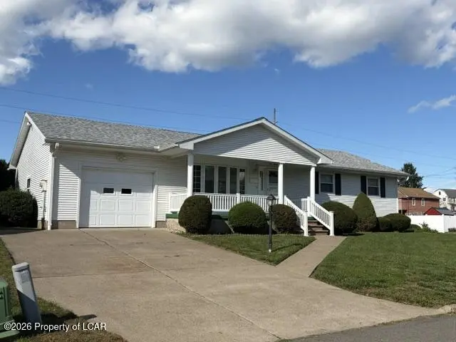 100 Hanlin Drive, Nanticoke - 3 bed - 2 bath - 1,288 SF