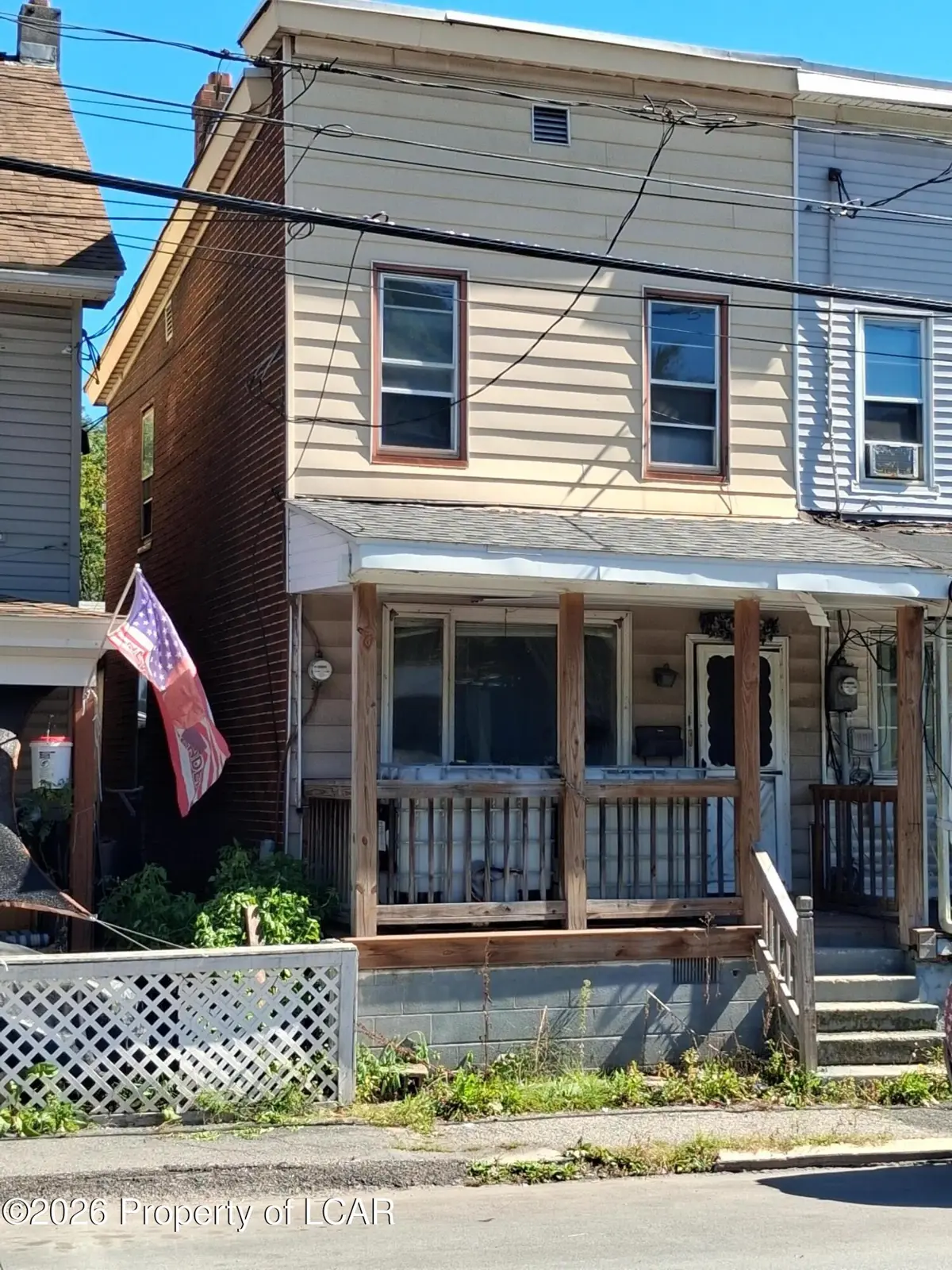 609 N Railroad Street, Tamaqua - 3 bed - 1 bath - 1,282 SF