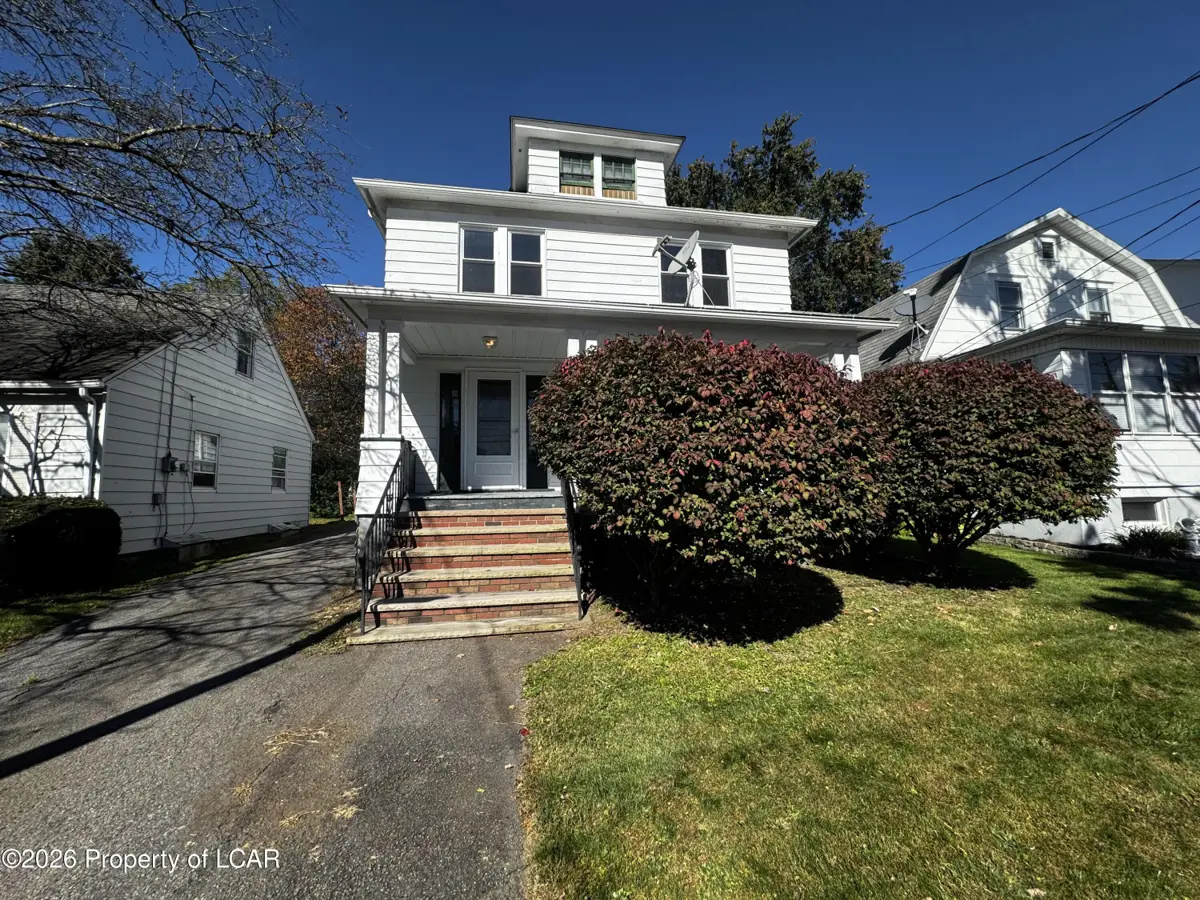 1280 Murray Street, Forty Fort - 4 bed - 1 bath - 1,560 SF