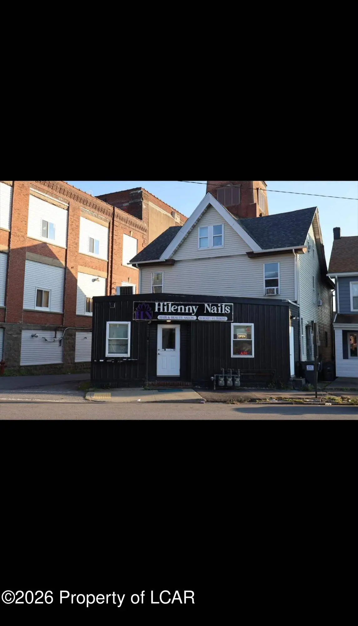 18 E Diamond Avenue, Hazleton - 5 bath - 3,387 SF