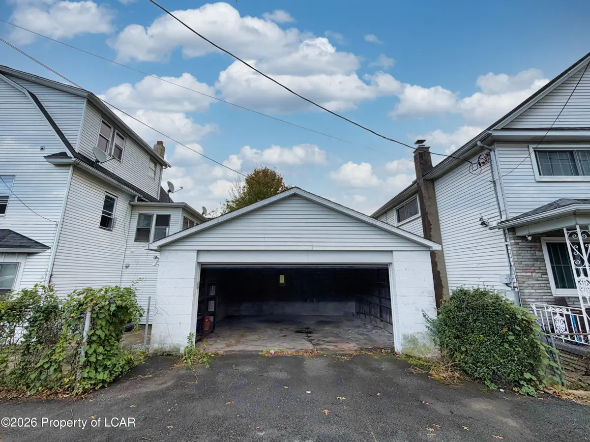 1145 Saint Ann Street Garage, Scranton in Scranton