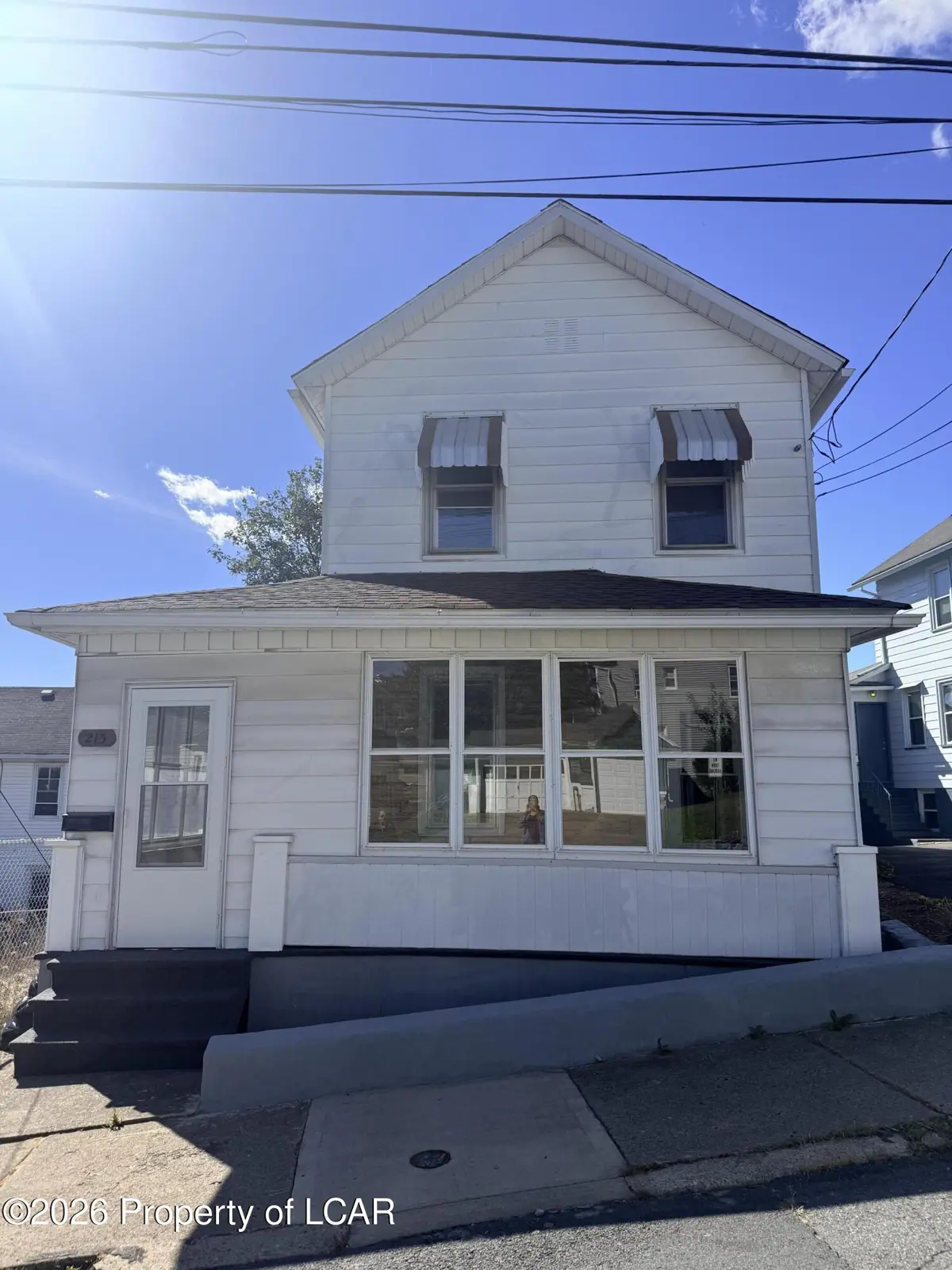 213 Gardner Street, Plymouth - 4 bed - 2 bath - 1,619 SF