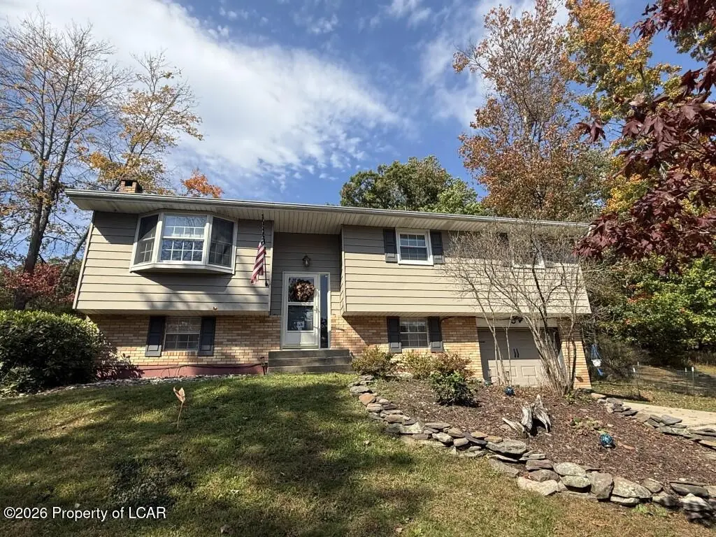 133 Armstrong Drive, Shavertown - 4 bed - 2 bath - 1,762 SF