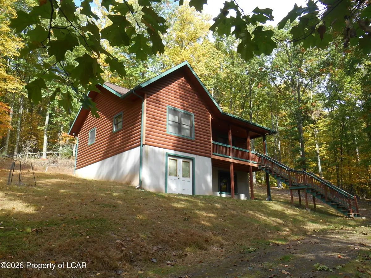 40 Huntington Mountain Drive, Shickshinny - 2 bed - 1 bath - 960 SF