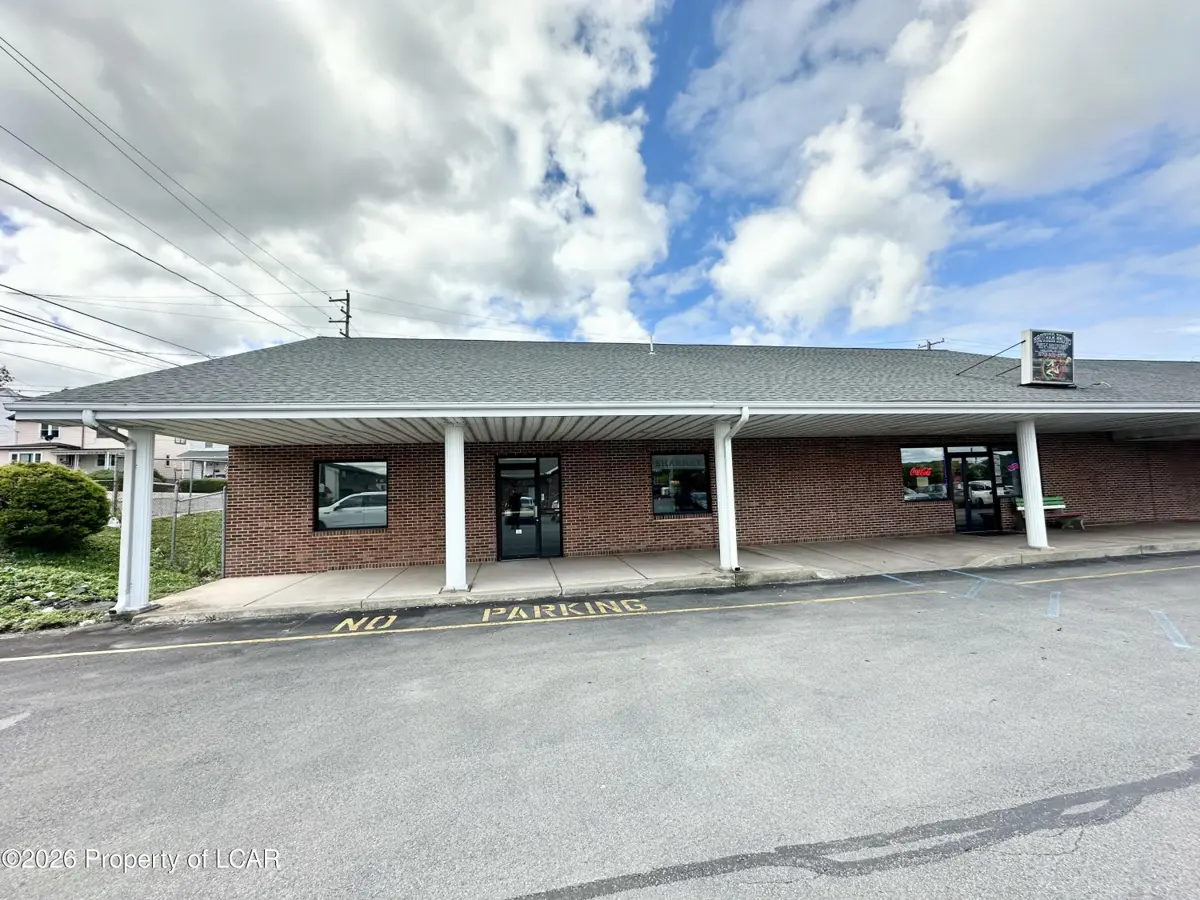 982 N Sherman Court, Hazleton - 1,900 SF