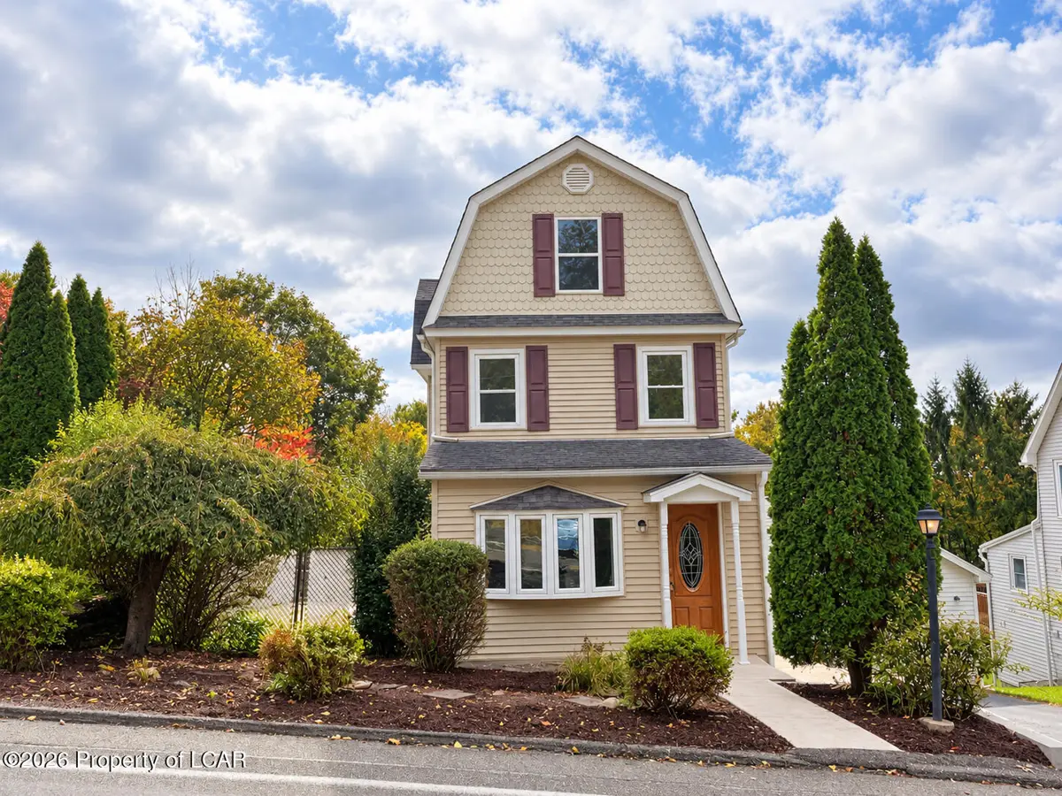 1367 Blue Ridge Trail, Mountain Top - 4 bed - 3 bath - 1,890 SF
