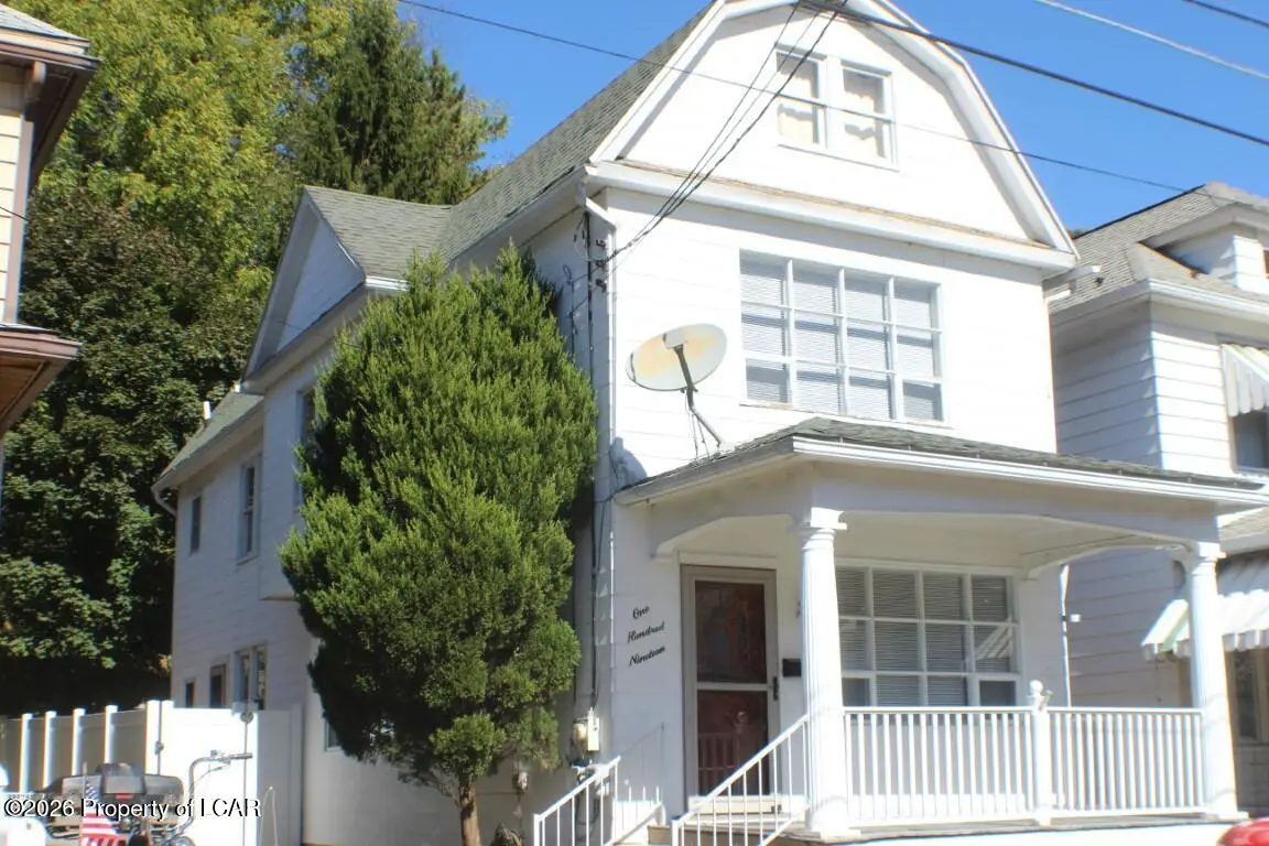 119 Railroad Street, Glen Lyon - 3 bed - 3 bath - 1,658 SF