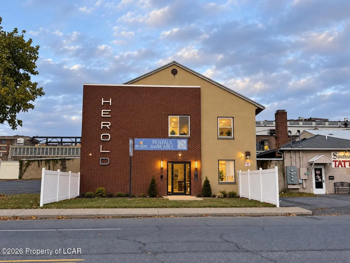 215 Hickory Street 10, Scranton in Scranton