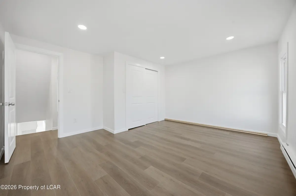 20 E High Street, Coaldale - 3 bed - 2 bath - 1,514 SF