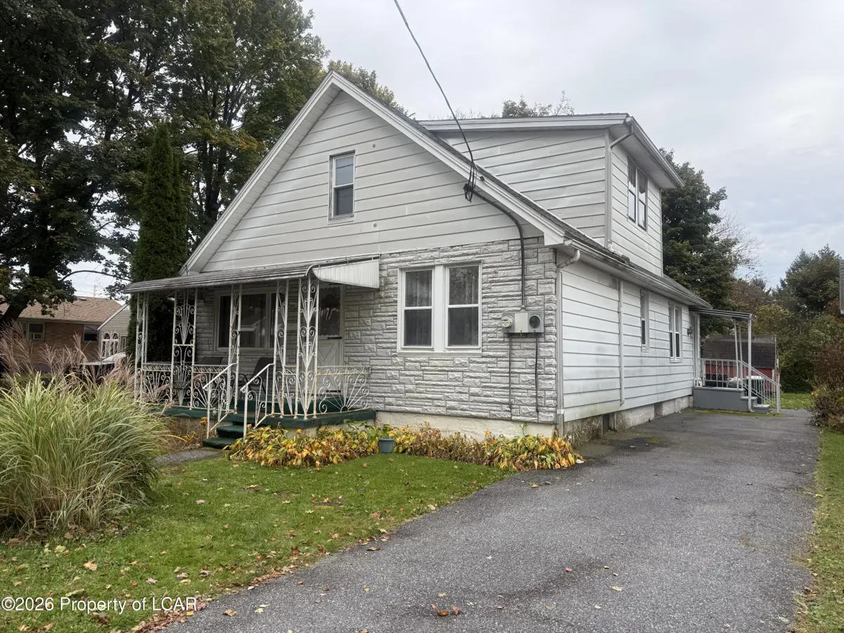 624 Landmesser, West Hazleton - 2 bath - 1,515 SF