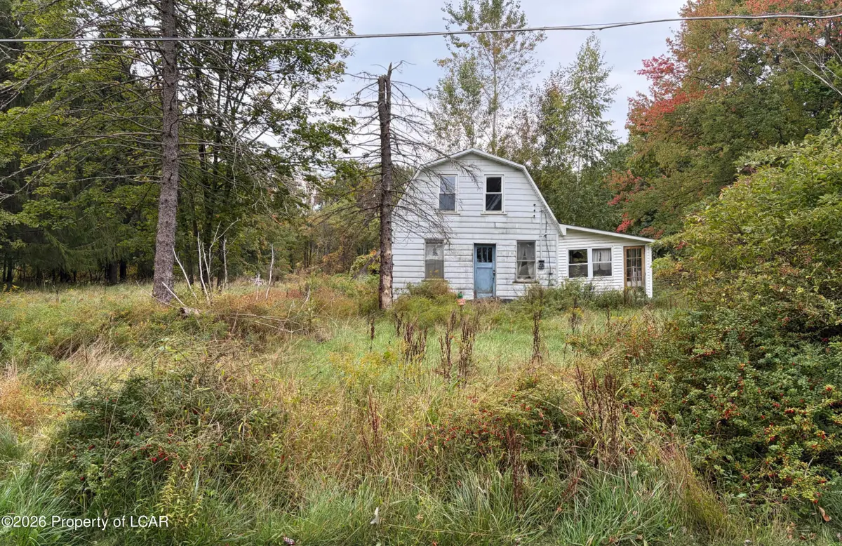 31 Sunnyside Drive, Sweet Valley - 2 bed - 1 bath - 1,100 SF