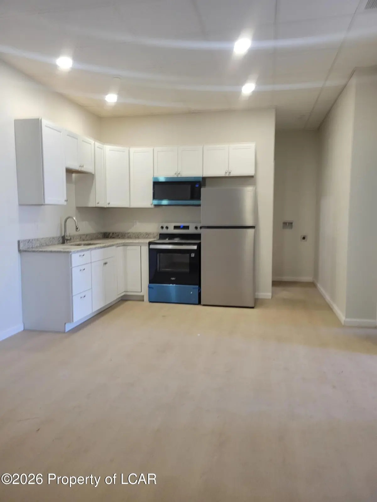 268 Main Street 10, Pittston - 2 bed - 1 bath - 650 SF