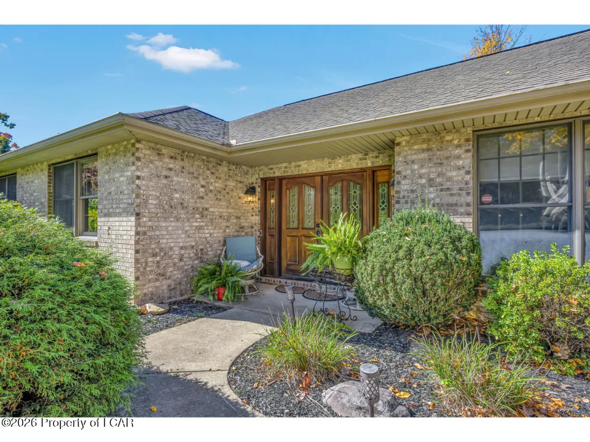 121 Ash Lane, Mountain Top - 3 bed - 4 bath - 2,737 SF