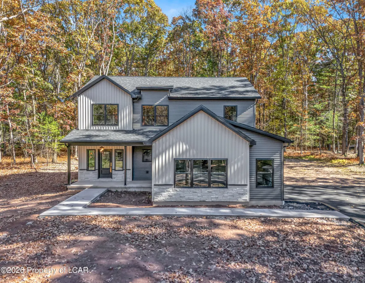 36 Blytheburn Road, Mountain Top - 4 bed - 3 bath - 2,364 SF