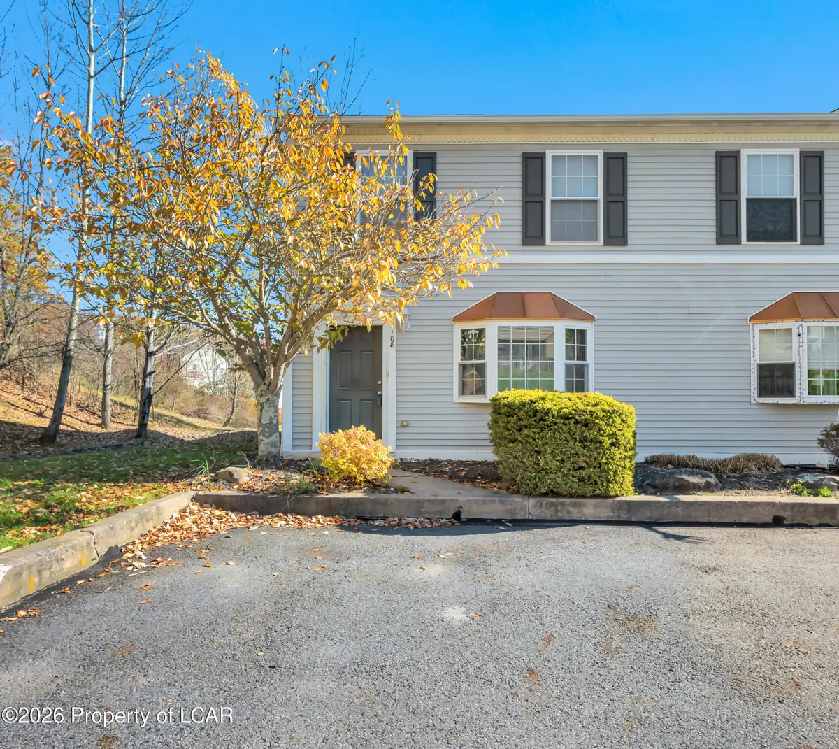 108 Patriot Circle, Mountain Top - 3 bed - 2 bath - 1,220 SF