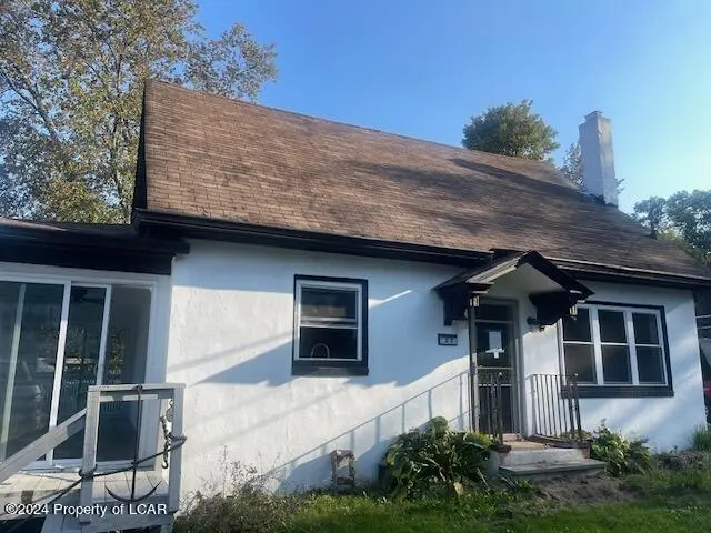22 Orchard Street, Harveys Lake - 3 bed - 2 bath - 1,278 SF