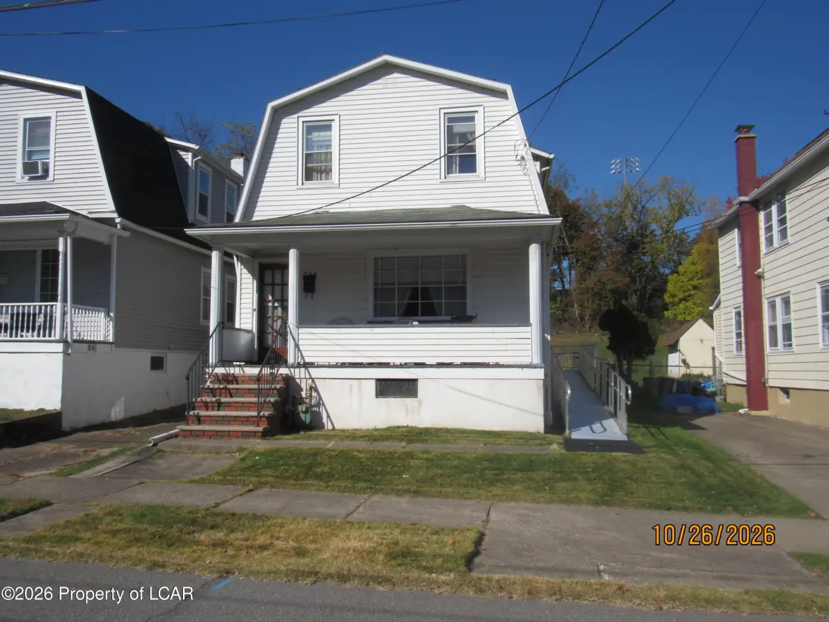 234 Boland Avenue, Hanover Township - 3 bed - 1 bath - 1,400 SF