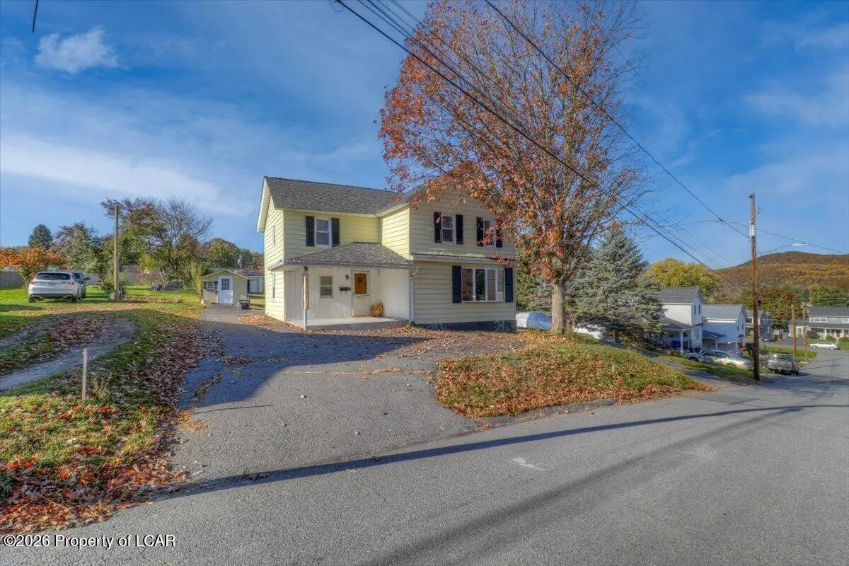 522 Green Street, Duryea - 3 bed - 1 bath - 1,512 SF