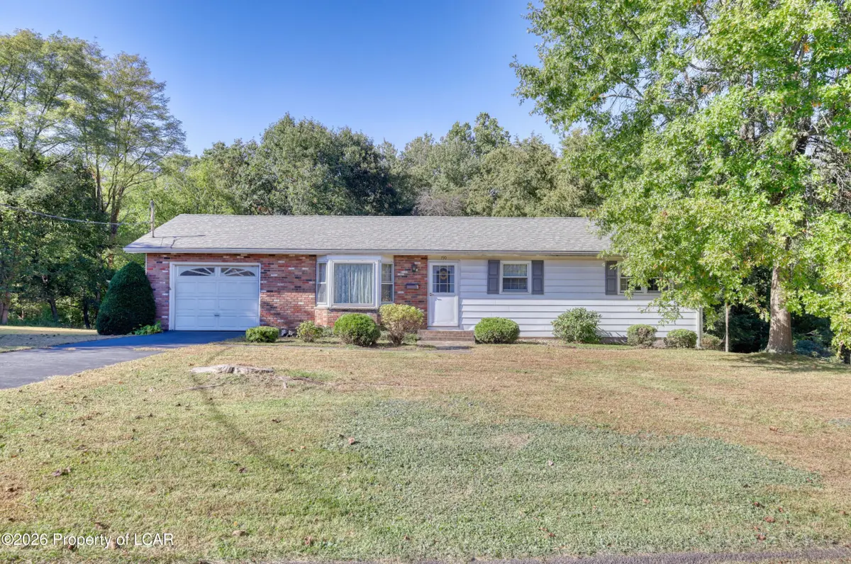 190 Vandermark Road, Nanticoke - 3 bed - 2 bath - 1,296 SF