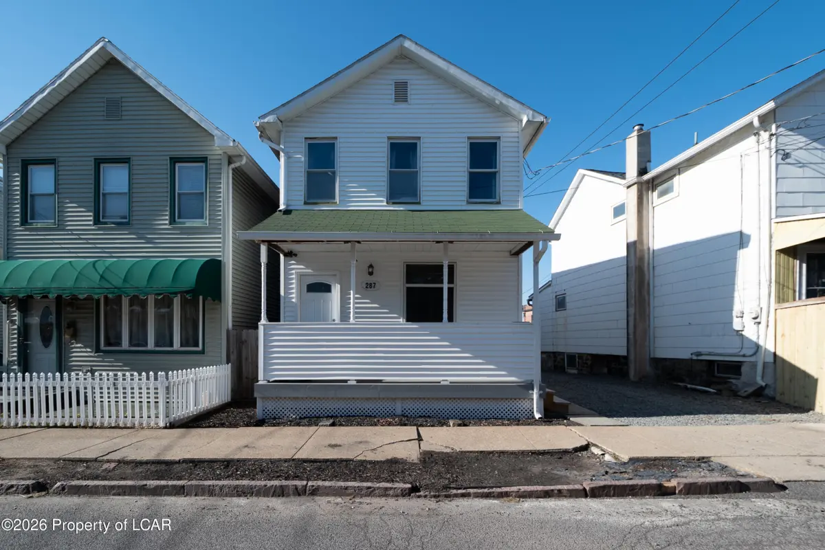 287 S Hancock Street, Wilkes-Barre - 3 bed - 2 bath - 1,344 SF