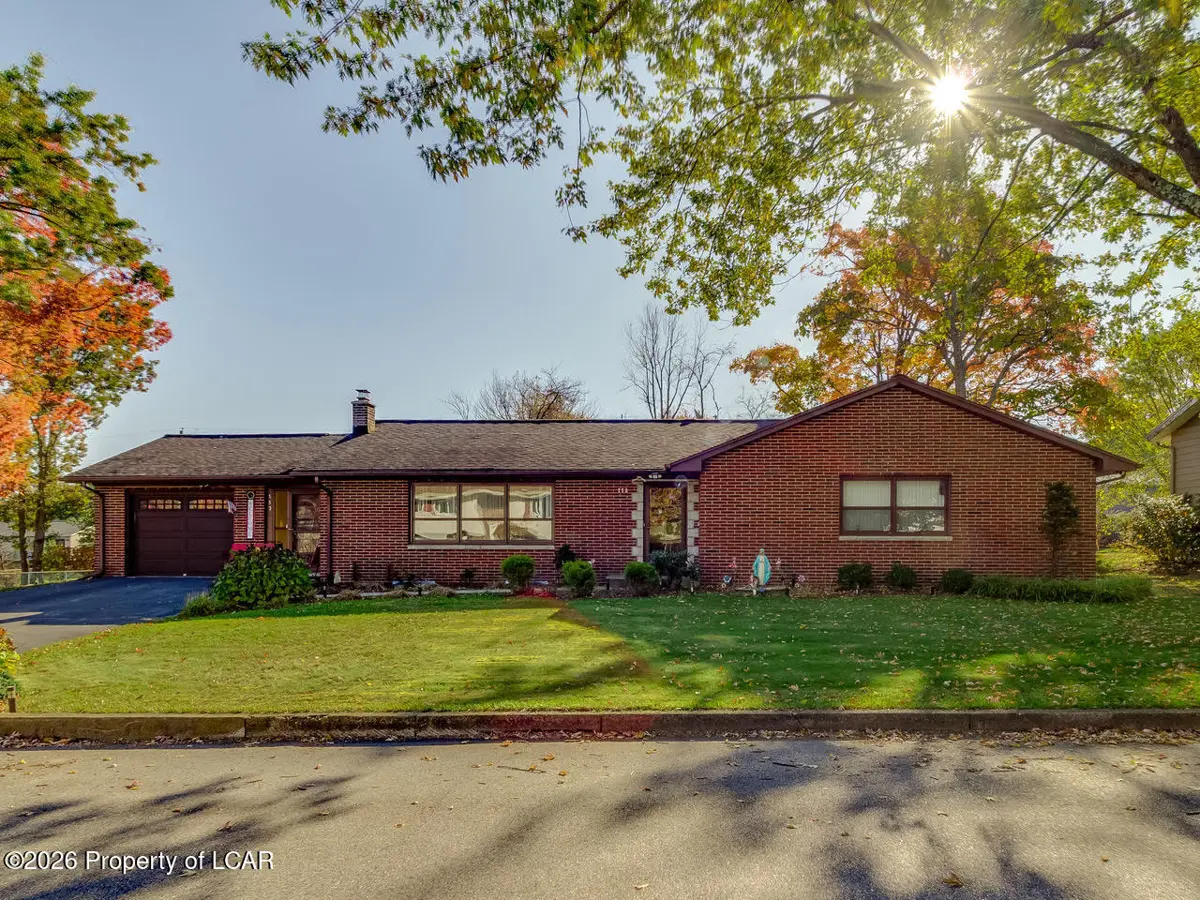 113 Bent Pine Trail, West Hazleton - 4 bed - 3 bath - 2,704 SF