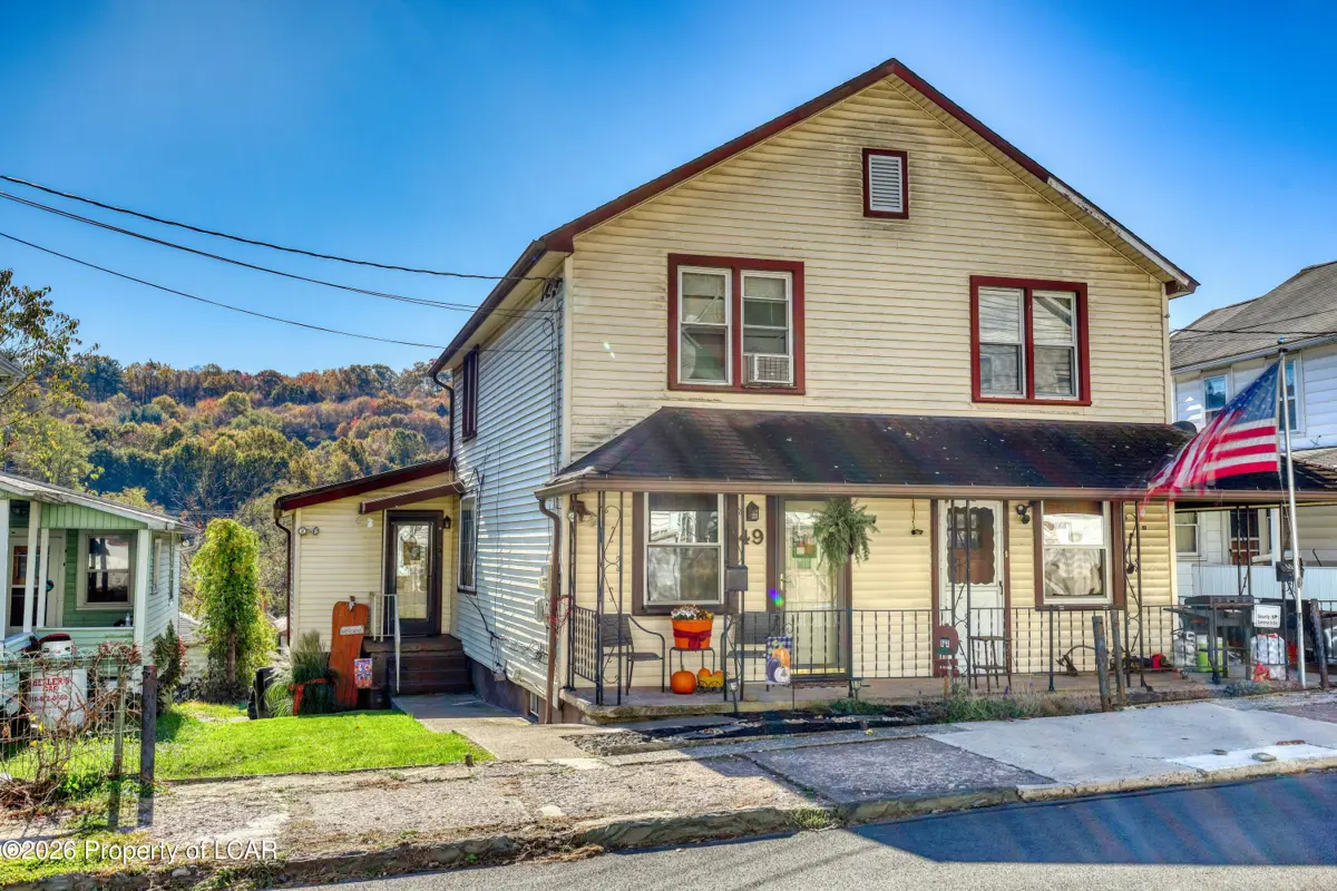 49 W Enterprise Street, Glen Lyon - 2 bed - 2 bath - 1,228 SF