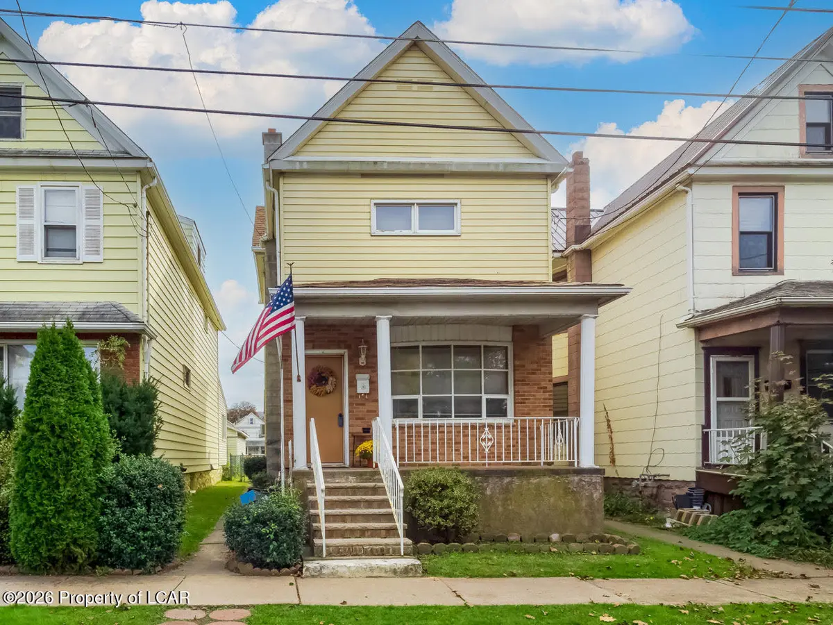 15 Henry Street, Wilkes-Barre - 3 bed - 1 bath - 1,358 SF