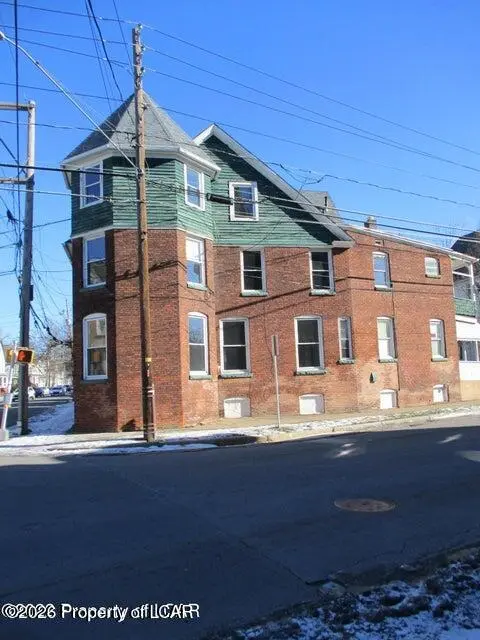 402 S River Street, Wilkes-Barre - 5 bed - 2 bath - 4,126 SF